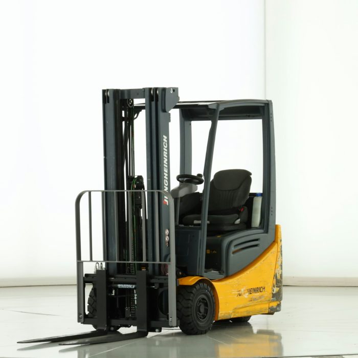 chariot d'occasion Jungheinrich EFG-216-K 1600kg