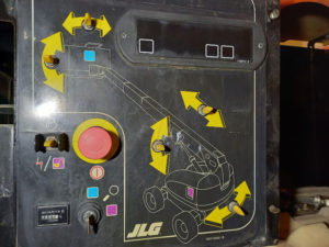 nacelle télescopique diesel d'occasion JLG 680S hauteur de travail 22M