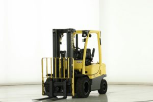 chariot diesel d'occasion Hyster H-2.5-FT mat triplex hauteur 4910mm