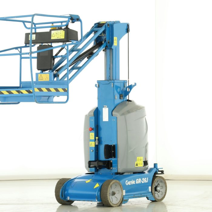 nacelle d'occasion Genie GR-26-J a mat verticale hauteur de travail 8M